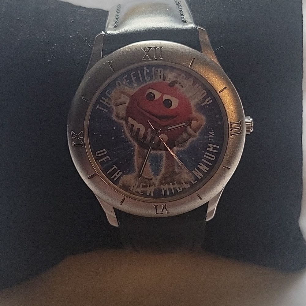Vintage M &Ms Millennium wristwatch